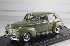 Ford 2-Door Sedan 1941 (green)