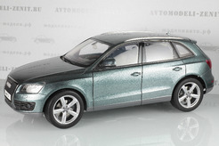 Audi Q5 (серо-зеленый металлик)