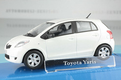 Toyota Yaris (белый)