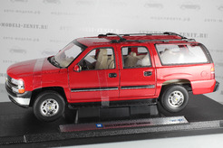 Chevrolet Suburban 2001 (красный)