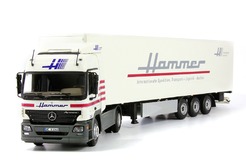 Mercedes-Benz Actros 1844LS, двухосный седельный тягач с полуприцепом "Hammer" (белый)