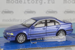 BMW 5 Series (синий металлик)