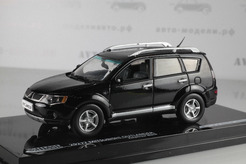 Mitsubishi Outlander (черный)