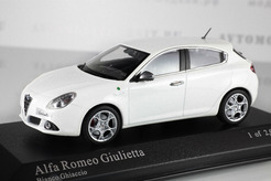 Alfa Romeo Giulietta, 2010г. (белый)