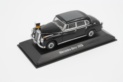 Mercedes-Benz 300b (W186) "Konrad Adenauer" III (черный) Minichamps