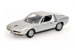 Alfa Romeo Montreal (серебряный)