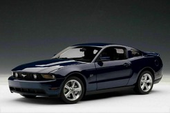 Ford Mustang GT (темно-синий металлик)
