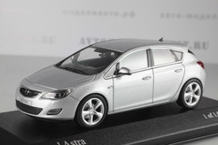 Opel Astra, 2010г. (серебряный)