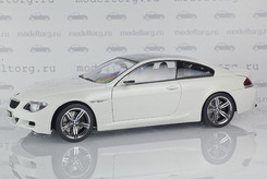 BMW M6 (E63), купе, 2005г. (белый)