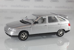 ВАЗ 2112, 1999г. (серебряный)