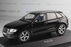 Audi Q5 (чёрный)