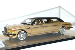 Rolls-Royce Silver Spur II, LHD US-Version Limousine II (золотой металлик)