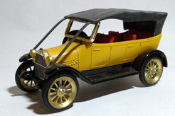 Fiat 1911 mit Verdeck (желтый)