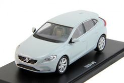 Volvo V40 (голубой металлик)
