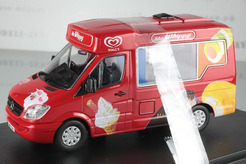 Mercedes-Benz Ice Cream Van (красный с рисунками)