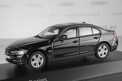 BMW 3 Series (черный)