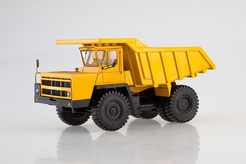 БелАЗ 7522, карьерный самосвал, поздний (желтый)