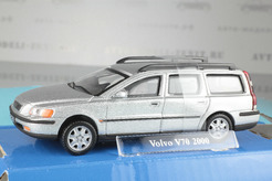 Volvo V70 2000г. (серебряный)