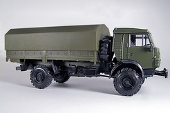 Камаз 4326, с тентом и спальником (хаки)